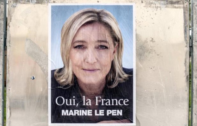 Le Front national a recouvert des affiches de Madonna, en concert mardi à Nice, par celles de Marine Le Pen pour protester contre la diffusion lors de précédents shows d'un clip dans lequel la présidente du FN était affublée d'une croix gammée, a-t-on appris vendredi auprès du parti. Le Front national a recouvert des affiches de Madonna, en concert mardi à Nice, par celles de Marine Le Pen pour protester contre la diffusion lors de précédents shows d'un clip dans lequel la présidente du FN était affublée d'une croix gammée, a-t-on appris vendredi auprès du parti.