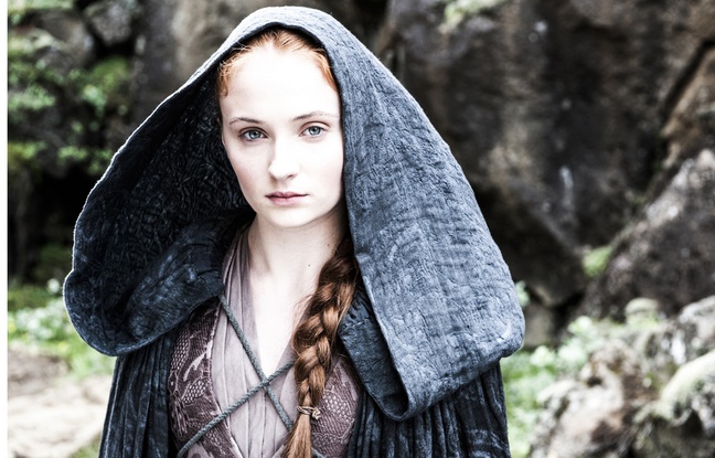 Sophie Turner est Sansa Stark dans la saison 4 de Game of Thrones Sophie Turner est Sansa Stark dans la saison 4 de Game of Thrones