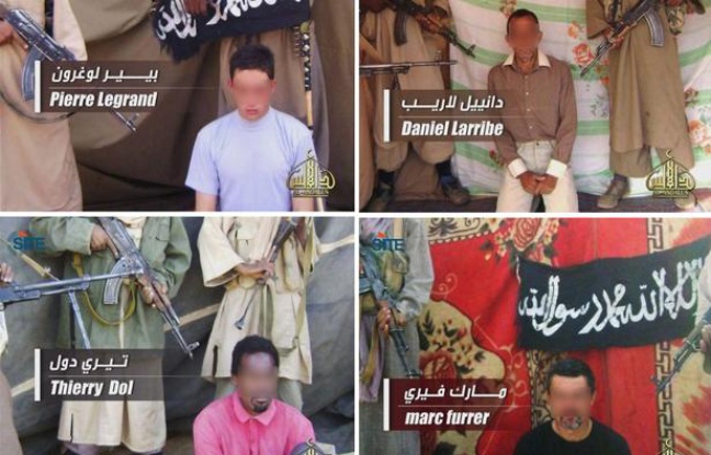 Photo des quatre otages français toujours retenus en otage par Al-Qaida au Maghreb islamique (Aqmi) au Sahel, diffusée le 27 avril 2011. Photo des quatre otages français toujours retenus en otage par Al-Qaida au Maghreb islamique (Aqmi) au Sahel, diffusée le 27 avril 2011.