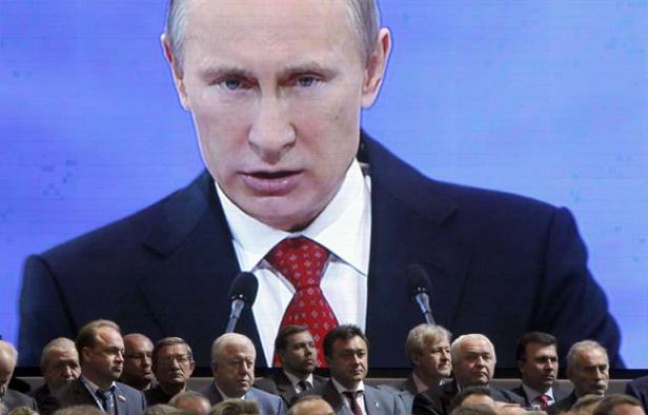 Vladimir Poutine, lors du congrès du parti Russie Unie, le 26 mai 2012 à Moscou. Vladimir Poutine, lors du congrès du parti Russie Unie, le 26 mai 2012 à Moscou.