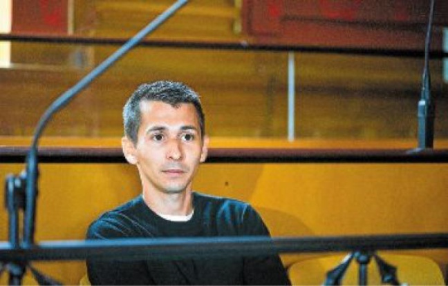 Lionel Reinaudo, 28 ans, s'est évadé de prison puis a commis 13 braquages durant sa cavale. Lionel Reinaudo, 28 ans, s'est évadé de prison puis a commis 13 braquages durant sa cavale.