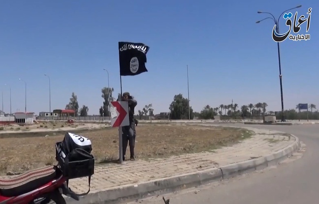 Le 18 mai dernier à Ramadi, le groupe terroriste Daesh venait de prendre le contrôle de la ville. Le 18 mai dernier à Ramadi, le groupe terroriste Daesh venait de prendre le contrôle de la ville.