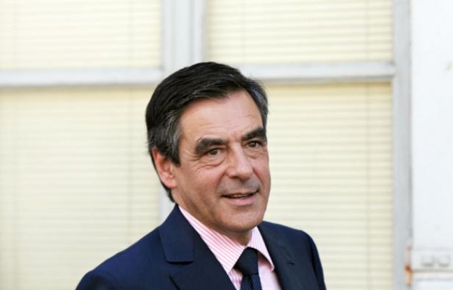 François Fillon, le 9 juillet 2012 à Orléans, pour la première étape de sa tournée des fédérations. François Fillon, le 9 juillet 2012 à Orléans, pour la première étape de sa tournée des fédérations.