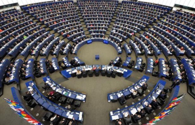 Le Parlement européen a adopté mercredi à une très large majorité la création d'une taxe sur les transactions financières (TTF), espérant ainsi envoyer un "message fort" à destination des Etats de l'Union européenne qui s'y opposent. Le Parlement européen a adopté mercredi à une très large majorité la création d'une taxe sur les transactions financières (TTF), espérant ainsi envoyer un "message fort" à destination des Etats de l'Union européenne qui s'y opposent.
