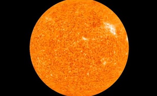Capture d'écran des premières images de la Nasa montrant le soleil dans son entier.