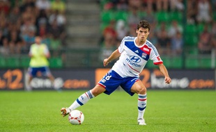 Yoann Gourcuff, de retour sur la pelouse de club formateur, le 11 août 2012 à Lyon.