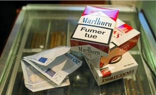 La pénurie de cigarettes menace Lyon d'ici à Noël si la grève d'Altadis se poursuit à Mions.