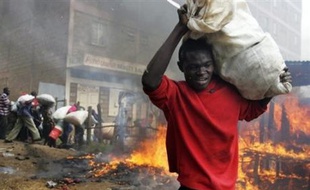 Plus de 300 personnes ont été tuées dans la vague de violences qui a accompagné la réélection contestée du président Mwai Kibaki.
