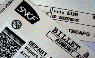 La Cour des comptes a épinglé au nom de l'égalité d'accès au service public ferroviaire les avantages tarifaires accordés par la SNCF aux proches de ses salariés, tout en reconnaissant que la "sensibilité sociale du sujet" freine toute tentative de modernisation.