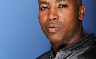Rohff (Housni Mkouboi), rappeur francais. Photographie réalisee le 2 octobre 2009 à Paris à l'occasion du tournage de l'émission "Vous aurez le dernier mot!", présentee par Franz-Olivier Giesbert sur France 2.