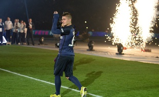 Marco Verratti lors de la célébration du titre du PSG, le 16 mai 2016 au Parc des Princes.
