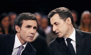 L'émission "Des paroles et des actes" avec Nicolas Sarkozy sur France 2 a réuni mardi soir 5,6 millions de téléspectateurs, juste un peu plus que la même émission avec François Hollande en janvier, qui avait réuni 5,5 millions de personnes, a indiqué mercredi l'institut Médiamétrie.