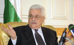 Le président palestinien Mahmoud Abbas s'est engagé mercredi à "faire tous les efforts pour accélérer la mise en oeuvre de la réconciliation" avec le mouvement islamiste Hamas.