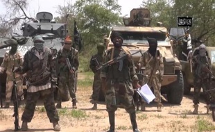 Capture d'écran du 13 juillet 2014 d'une vidéo obtenue par l'AFP montrant des membres du groupe islamiste nigerian Boko Haram