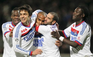 Les joueurs Lyonnais lors de leur victoire contre Dijon, le 28 janvier 2012 en Ligue 1 à Lyon.