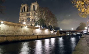 Pillée et saccagée à plusieurs reprises, Notre-Dame de Paris, joyau de l'art gothique, célèbre ses 850 ans à partir du 12 décembre, 150 ans après avoir été sauvée du naufrage par l'architecte Viollet-le-Duc.