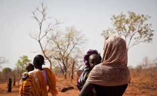 Les combats à la frontière entre le Soudan et le Soudan du Sud marquaient toujours une pause samedi après la menace de sanctions brandie par le Conseil de sécurité de l'ONU, qui cherche à éviter une nouvelle guerre dévastatrice.