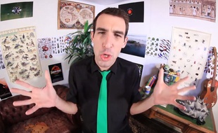 Les préjugés sur les roux persistent... Heureusement, Max Bird est là !