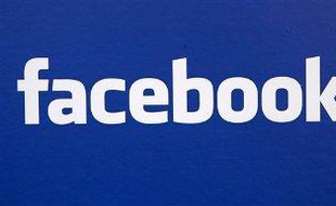 Les logos de Facebook et McDonald's