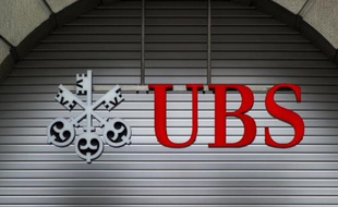 La banque UBS France a écopé d'une amende de 10 millions d'euros, infligée par le gendarme français du secteur pour "laxisme" dans le contrôle de pratiques commerciales pouvant relever du blanchiment de fraude fiscale.