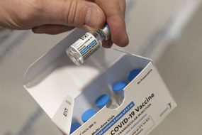 Le vaccin Janssen développé par le laboratoire américain Johnson & Johnson .