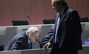 Sepp Blatter et Michel Platini à Zurich, le 29 mai 2015.