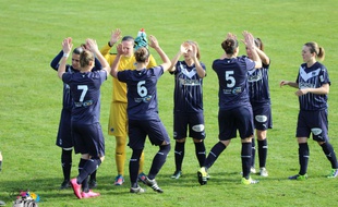 Les joueuses des Girondins de Bordeaux, lors de leur match nul (0-0) face à Yzeure, le 21 février 2016 à Blanquefort