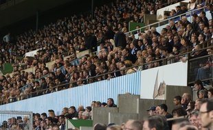 La corbeille présidentielle du stade de la Meinau sera bien garnie pour la rencontre Racing-Colomiers, vendredi 22 mai 2015. Soir où le club strasbourgeois peut retrouver la Ligue 2. (Archives)