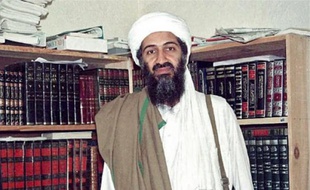 Oussama ben Laden, en avril 1998, en Afghanistan.