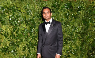 Aziz Ansari au Metropolitan Museum of Art, à New York, le 1er mai 2017.