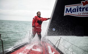 Yannick Bestaven a de nouveau creusé l'écart avec ses deux poursuivants, Charlie Dalin et Thomas Ruyant.