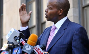 Kenneth Thompson, l'avocat de Nafissatou Diallo, lors de sa conférence de presse le 1er juillet 2011.