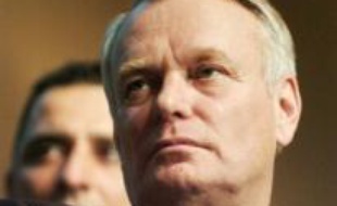 Jean-Marc Ayrault, élu au premier tour depuis 1989 à la mairie de Nantes, sera-t-il pour la première fois contraint à un second tour? La question anime la campagne dans la 6e ville de France où la droite part unie et le MoDem affirme son ambition.