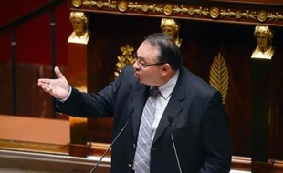 Patrick Mennucci, député PS des Bouches-du-Rhône, s'est dit dimanche favorable à un vote du Parlement avant toute intervention française en Syrie, ce qu'écarte à ce stade le gouvernement.