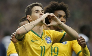 Oscar, premier buteur du Brésil, le 26 mars 2015.