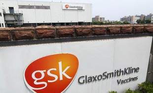 La pression sur le groupe pharmaceutique britannique GlaxoSmithKline (GSK), accusé de corruption en Chine, s'est accrue mardi, la presse d'Etat affirmant que l'enquête en cours montrait une responsabilité directe de l'entreprise dans le versement de pots-de-vin