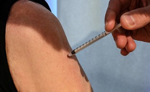Les personnes obèses sont éligibles à la vaccination depuis ce samedi, peu importe leur âge