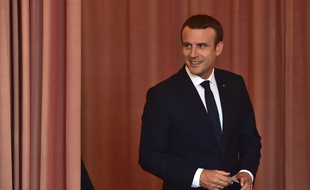Le président Emmanuel Macron a voté au Touquet dimanche 18 juin tôt.