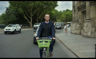 Eric Berger dans «Tanguy, le retour» de Etienne Chatiliez