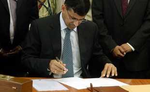 Le nouveau gouverneur de la banque centrale indienne, Raghuram Rajan, prend les rênes de l'institution mercredi dans un contexte très délicat pour l'économie indienne, secouée par sa plus grave crise financière depuis une vingtaine d'années