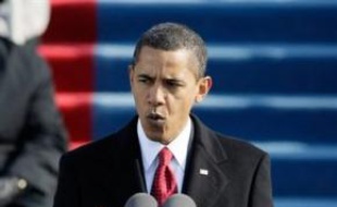 Barack Obama est devenu mardi le premier président noir des Etats-Unis après avoir prêté serment devant une immense foule enthousiaste, saluant le choix de "l'espoir plutôt que la peur" à l'heure où le pays est en crise et en guerre.
