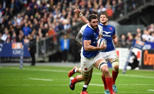 Charles Ollivon inscrit un essai lors de France-Angleterre, le 2 février 2020.