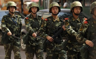 Le Xinjiang, l'immense région de tradition musulmane aux confins de la Chine du nord-ouest, a de nouveau été ensanglanté mercredi par des affrontements particulièrement violents, faisant officiellement 27 morts.