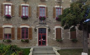 La façade de la mairie de Saint-Genis-les-Ollières (69)