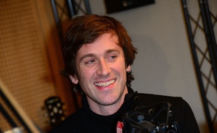 Thomas Dutronc . Soiree anniversaire les 20 ans de RTL 2 . 26/03/2015-Paris, FRANCE./BENHAMOU_DSC_5336/Credit:LAURENT BENHAMOU/ PJB/SIPA/1503270243