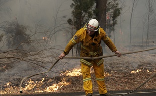 Les pompiers et pompières australiennes sont à pied d'oeuvre depuis des mois.