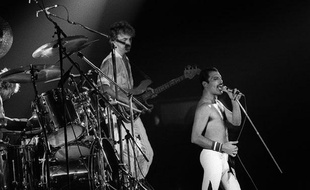 Queen sur scène à Bercy (Paris), le 18 septembre 1984.