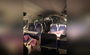 Les passagers d'un TGV Marseille-Paris ont dû dormir dans le train en gare de Lyon-Perrache dans la nuit du 7 au 8 mars 2019 à cause d'un problème technique.