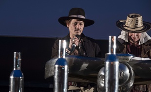 Johnny Depp mène sa famille à la ruine, selon ses managers