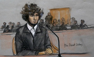 Djokhar Tsarnaev, suspect des attentats du marathon de Boston, lors de la dernière audience préparatoire de son procès, le 18 décembre 2014.